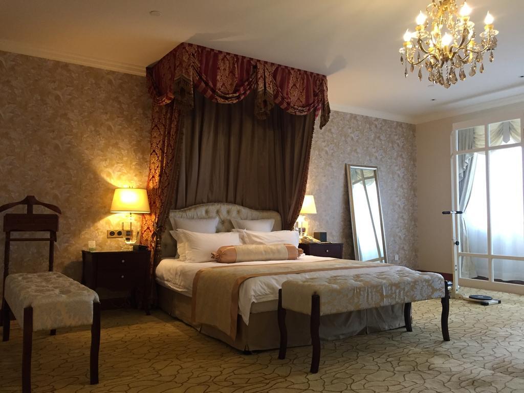 Alton Hotel Wuhu Zimmer foto